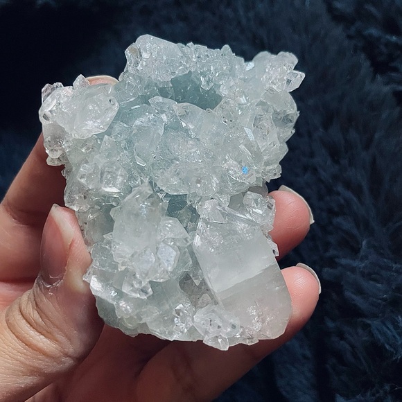 Diamond Apophyllite Cluster - Picture 5 of 14